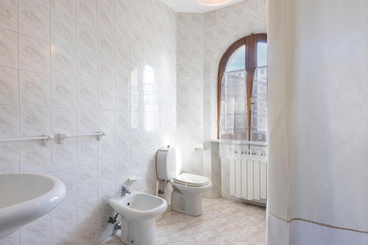 Apartament Residenza Tirrenia By Mmega Marina di Massa Zewnętrze zdjęcie